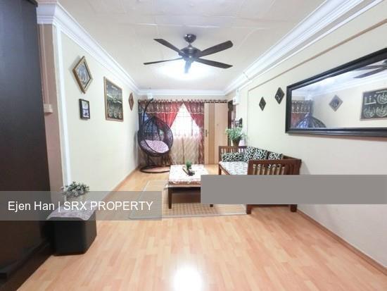 Blk 126 Yishun Street 11 (Yishun), HDB 4 Rooms #213378321